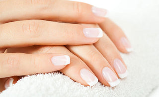 How to strengthen your nails after a gel manicure